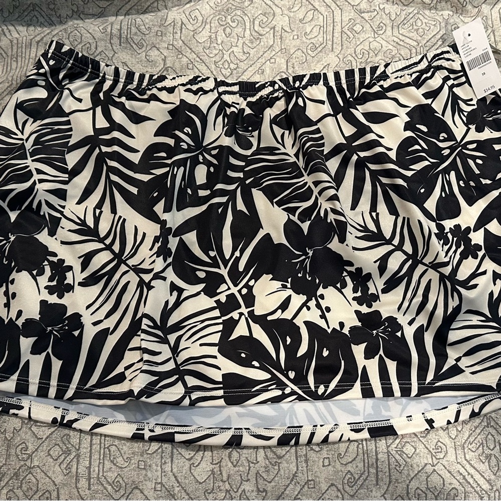 Lane Bryant Palm Paradise Black and White Tropical Print Skirt